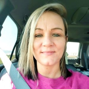 Meet your Posher, Marci